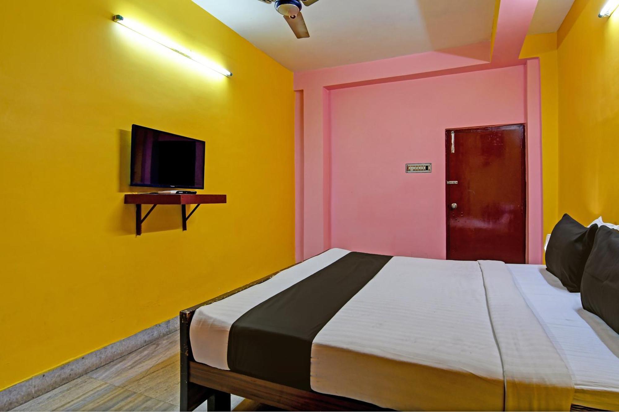 Hotel O Red Rose Near Noapara Metro Station Kolkata Bagian luar foto