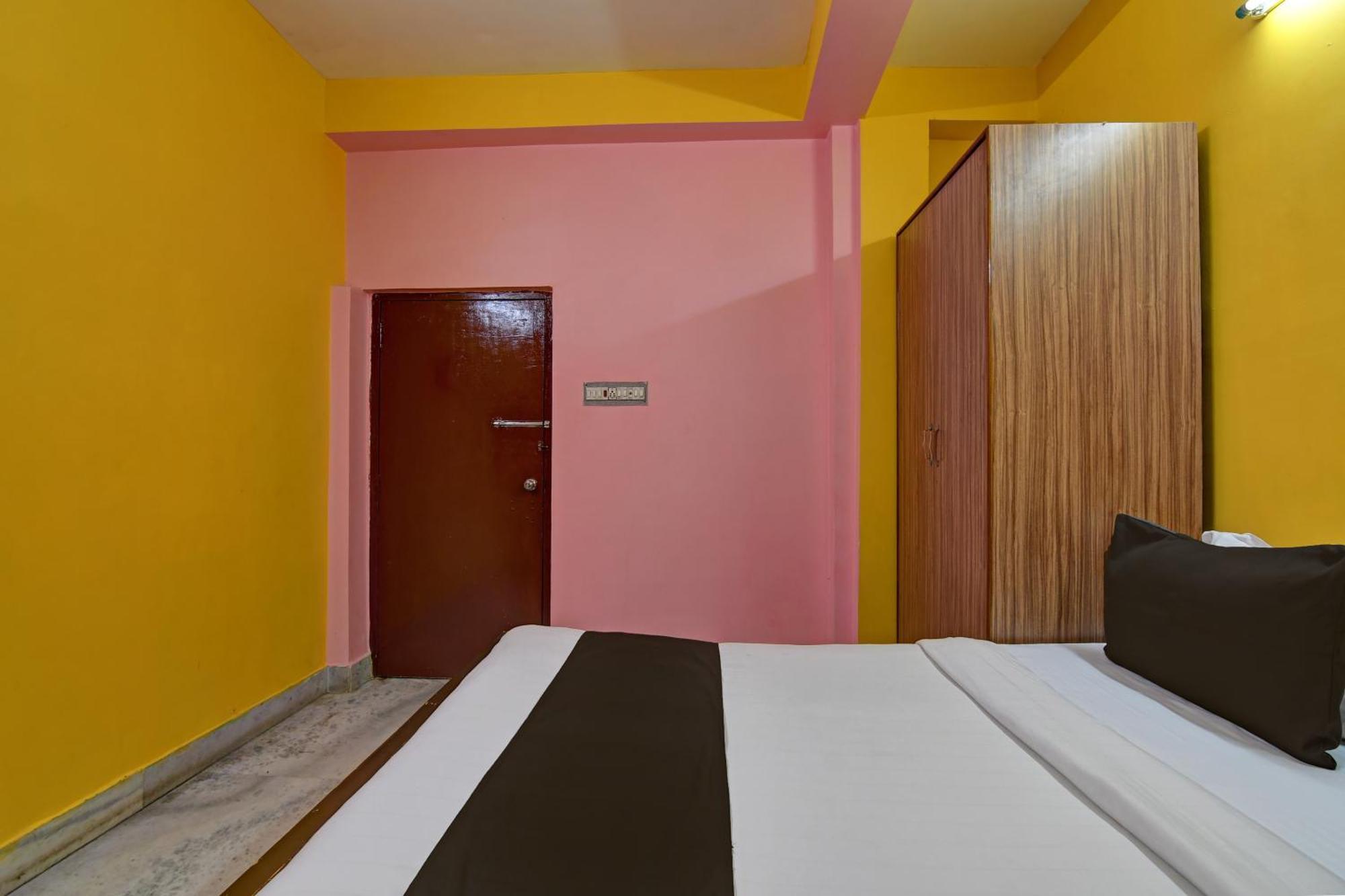 Hotel O Red Rose Near Noapara Metro Station Kolkata Bagian luar foto