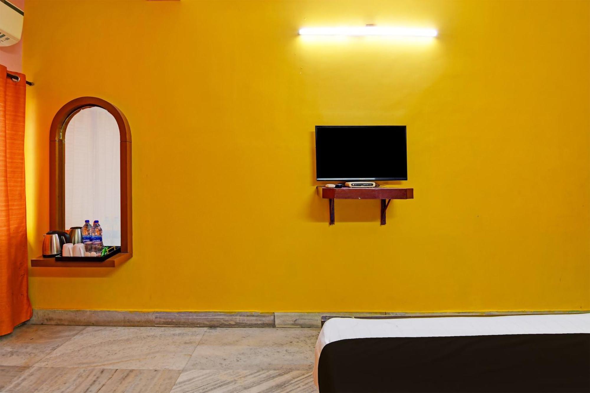 Hotel O Red Rose Near Noapara Metro Station Kolkata Bagian luar foto